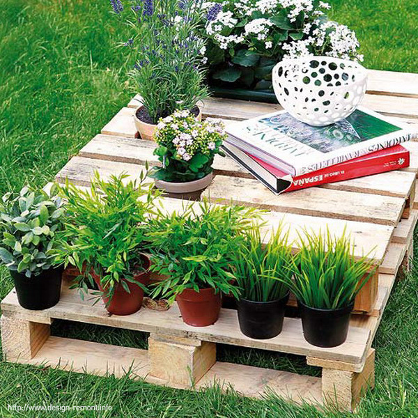 diy-garden-furniture-made-of-pallets2-5.jpg